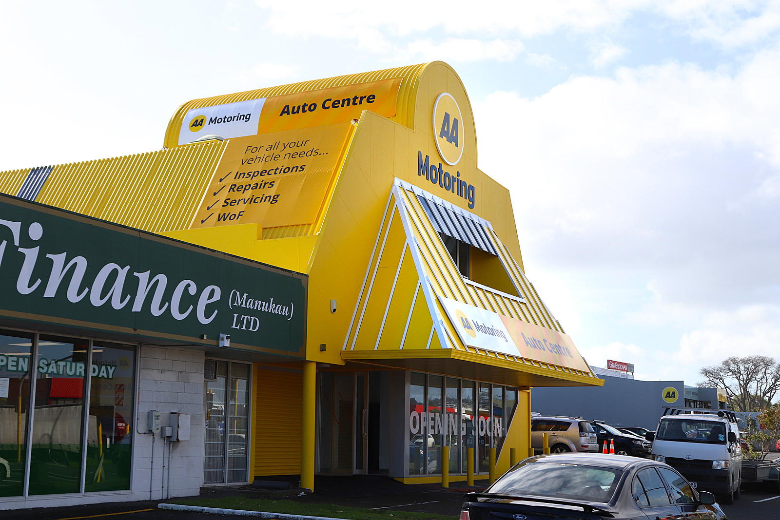 AA Manukau - completed signage featuring PVC canvas over aluminium framing, 3d lettering and vinyl application